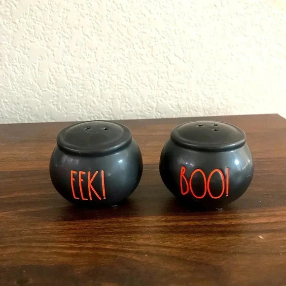 Rae Dunn Eek & Boo Salt & Pepper - Picture 2 of 3